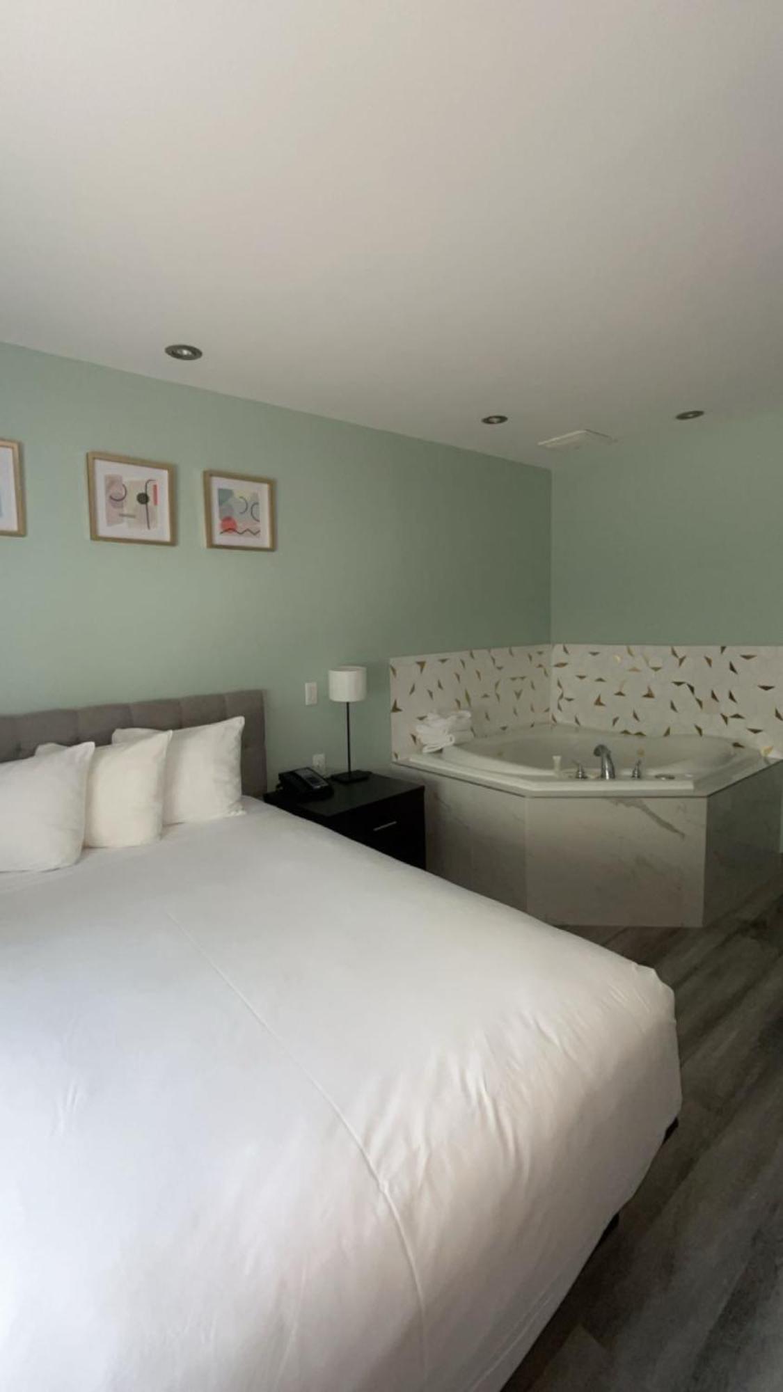 Hotel Newstar Montréal Esterno foto